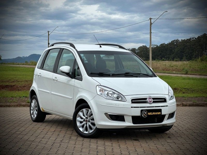 Fiat IDEA ATTRACTIVE 1.4 2014 NEUMANN VEÍCULOS ARROIO DO MEIO / Carros no Vale