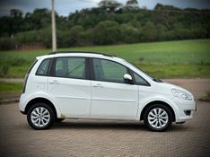 Fiat IDEA ATTRACTIVE 1.4 2014 NEUMANN VEÍCULOS ARROIO DO MEIO / Carros no Vale