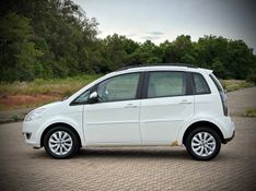 Fiat IDEA ATTRACTIVE 1.4 2014 NEUMANN VEÍCULOS ARROIO DO MEIO / Carros no Vale
