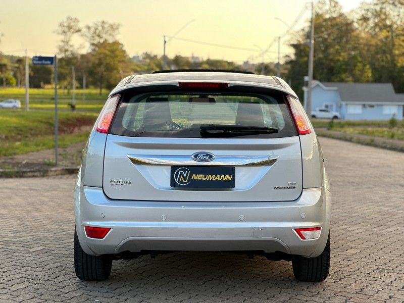 Ford FOCUS TITANIUM 2.0 2013 NEUMANN VEÍCULOS ARROIO DO MEIO / Carros no Vale