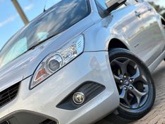 Ford FOCUS TITANIUM 2.0 2013 NEUMANN VEÍCULOS ARROIO DO MEIO / Carros no Vale