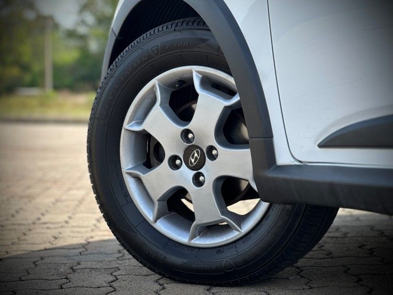 Hyundai HB20X PREMIUM 1.6 2014 NEUMANN VEÍCULOS ARROIO DO MEIO / Carros no Vale