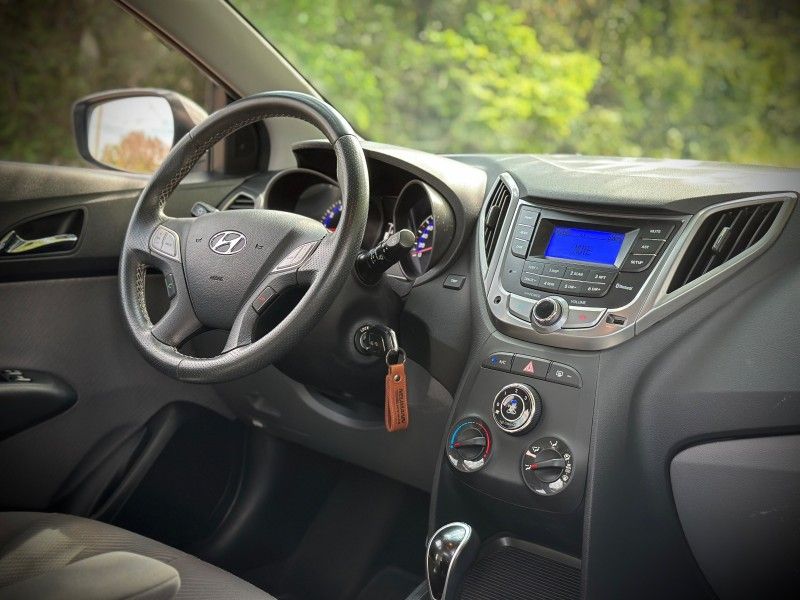 Hyundai HB20X PREMIUM 1.6 2014 NEUMANN VEÍCULOS ARROIO DO MEIO / Carros no Vale