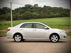 Toyota COROLLA XEi 2.0 2011 NEUMANN VEÍCULOS ARROIO DO MEIO / Carros no Vale