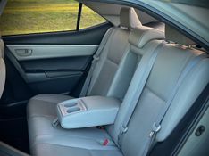 Toyota COROLLA XEi 2.0 2018 NEUMANN VEÍCULOS ARROIO DO MEIO / Carros no Vale