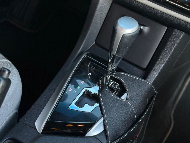 Toyota COROLLA XEi 2.0 2018 NEUMANN VEÍCULOS ARROIO DO MEIO / Carros no Vale Toyota COROLLA XEi 2.0 2018 NEUMANN VEÍCULOS ARROIO DO MEIO / Carros no Vale