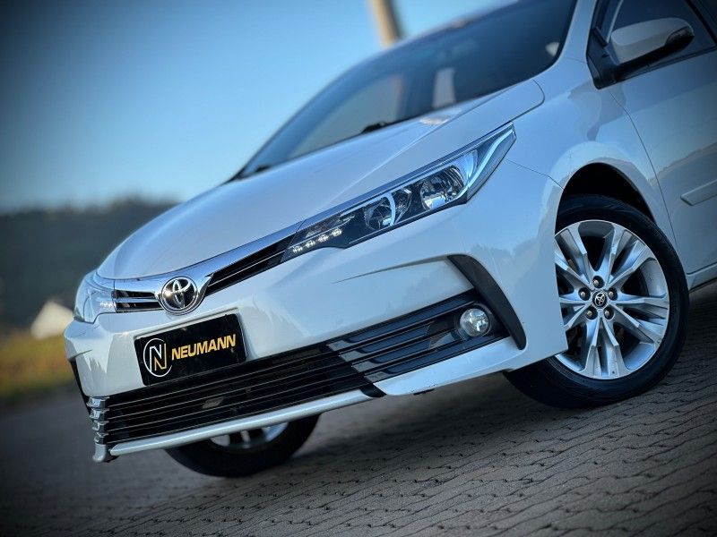 Toyota COROLLA XEi 2.0 2018 NEUMANN VEÍCULOS ARROIO DO MEIO / Carros no Vale Toyota COROLLA XEi 2.0 2018 NEUMANN VEÍCULOS ARROIO DO MEIO / Carros no Vale