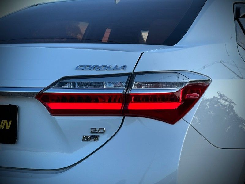 Toyota COROLLA XEi 2.0 2018 NEUMANN VEÍCULOS ARROIO DO MEIO / Carros no Vale Toyota COROLLA XEi 2.0 2018 NEUMANN VEÍCULOS ARROIO DO MEIO / Carros no Vale