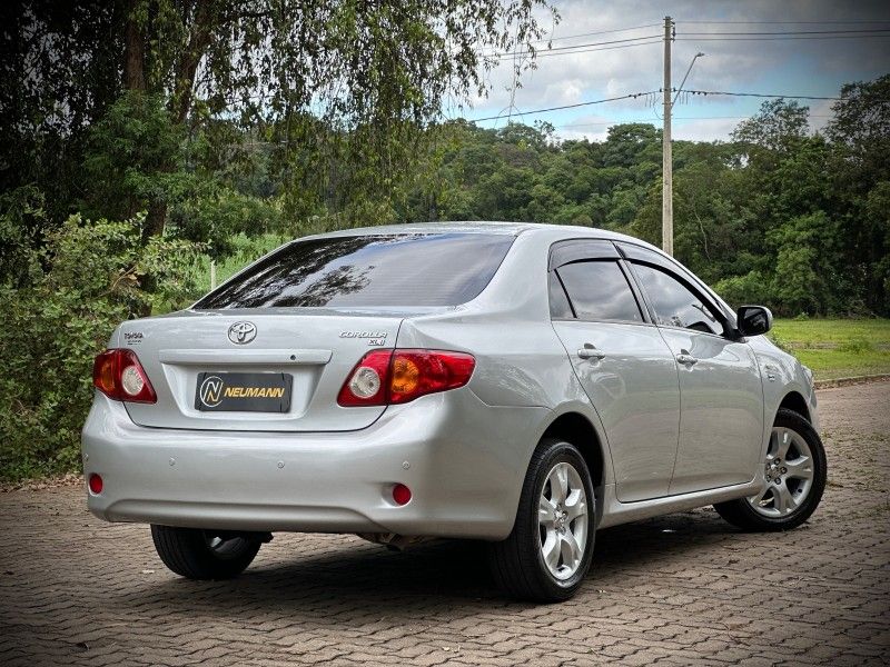 Toyota COROLLA XLi 1.8 2009 NEUMANN VEÍCULOS ARROIO DO MEIO / Carros no Vale
