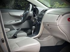 Toyota COROLLA XLi 1.8 2009 NEUMANN VEÍCULOS ARROIO DO MEIO / Carros no Vale