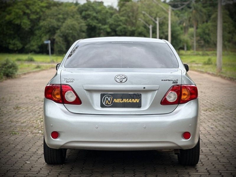 Toyota COROLLA XLi 1.8 2009 NEUMANN VEÍCULOS ARROIO DO MEIO / Carros no Vale