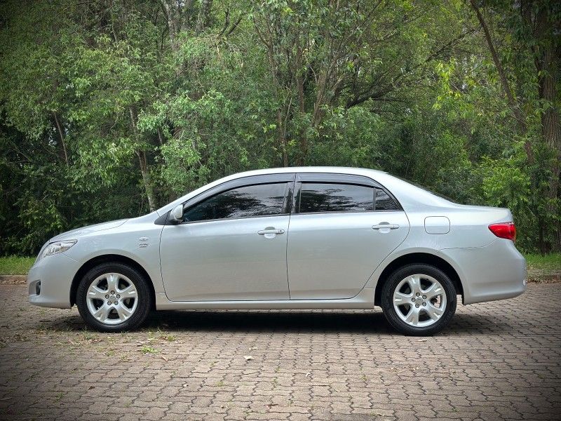 Toyota COROLLA XLi 1.8 2009 NEUMANN VEÍCULOS ARROIO DO MEIO / Carros no Vale
