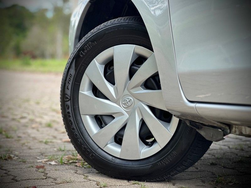 Toyota ETIOS X 1.3 2017 NEUMANN VEÍCULOS ARROIO DO MEIO / Carros no Vale