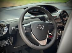 Toyota ETIOS X 1.3 2017 NEUMANN VEÍCULOS ARROIO DO MEIO / Carros no Vale