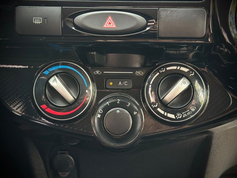 Toyota ETIOS X 1.3 2017 NEUMANN VEÍCULOS ARROIO DO MEIO / Carros no Vale
