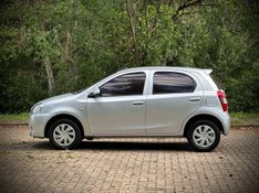Toyota ETIOS X 1.3 2017 NEUMANN VEÍCULOS ARROIO DO MEIO / Carros no Vale
