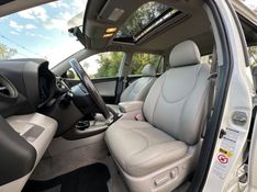 Toyota RAV-4 2.4 2011 NEUMANN VEÍCULOS ARROIO DO MEIO / Carros no Vale