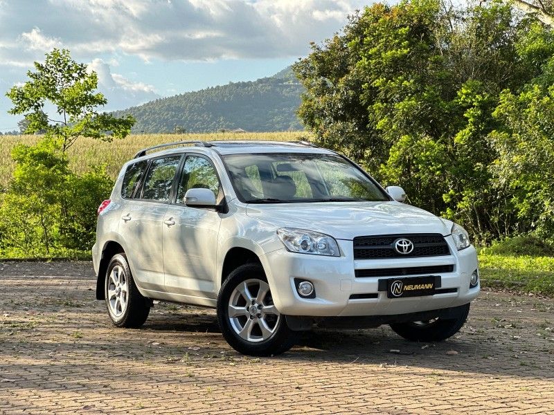 Toyota RAV-4 2.4 2011 NEUMANN VEÍCULOS ARROIO DO MEIO / Carros no Vale