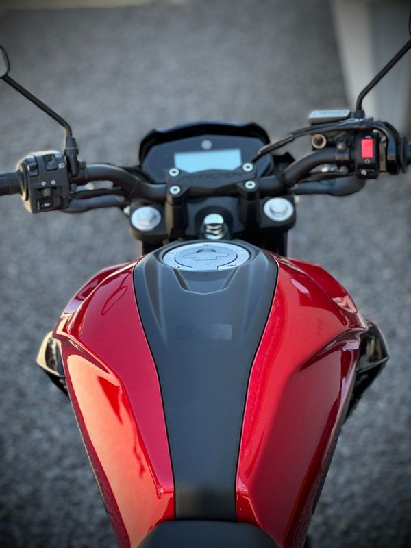 Yamaha FAZER 250 2024 NEUMANN VEÍCULOS ARROIO DO MEIO / Carros no Vale