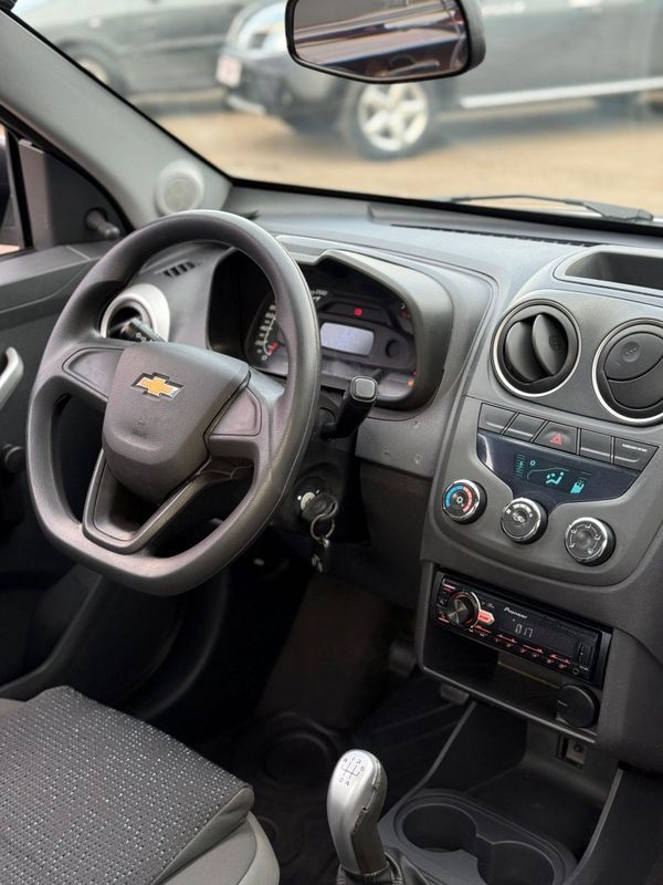 Chevrolet MONTANA LS 1.4 8V 2018 FERREIRA VEÍCULOS VENÂNCIO AIRES / Carros no Vale Chevrolet MONTANA LS 1.4 8V 2018 FERREIRA VEÍCULOS VENÂNCIO AIRES / Carros no Vale