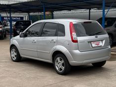 Ford FIESTA 1.0 8V 2010 FERREIRA VEÍCULOS VENÂNCIO AIRES / Carros no Vale