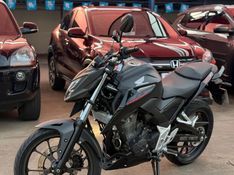 Honda Motos CB 300 2025 FERREIRA VEÍCULOS VENÂNCIO AIRES / Carros no Vale