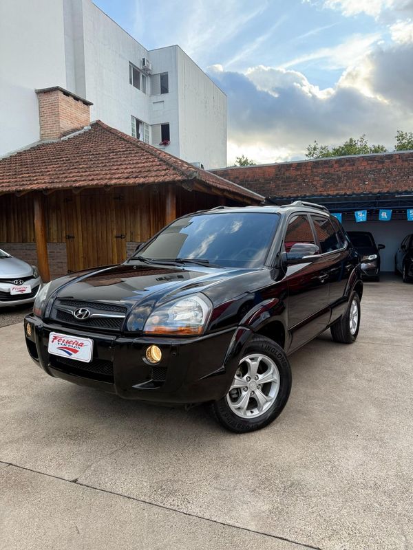 Hyundai TUCSON GLS 2.0 2014 FERREIRA VEÍCULOS VENÂNCIO AIRES / Carros no Vale