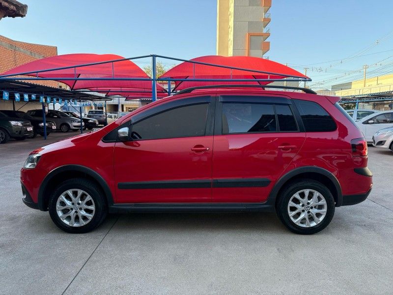 Volkswagen SPACECROSS 1.6 8V 2014 FERREIRA VEÍCULOS VENÂNCIO AIRES / Carros no Vale