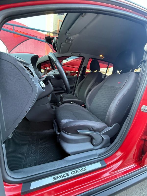 Volkswagen SPACECROSS 1.6 8V 2014 FERREIRA VEÍCULOS VENÂNCIO AIRES / Carros no Vale