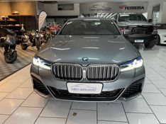 BMW 530E 2.0 16V TWINPOWER HÍBRIDO M SPORT AUTOMÁTICO 2022/2022 FÁBIO BERNARDES PORTO ALEGRE / Carros no Vale