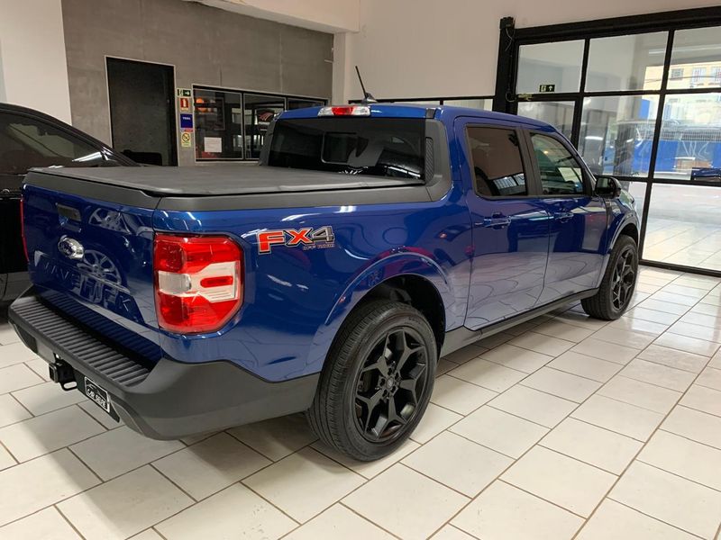 FORD MAVERICK 2.0 ECOBOOST GASOLINA LARIAT FX4 AUTOMÁTICO 2024/2024 FÁBIO BERNARDES PORTO ALEGRE / Carros no Vale