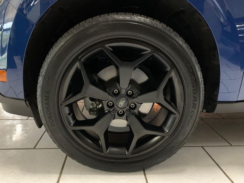 FORD MAVERICK 2.0 ECOBOOST GASOLINA LARIAT FX4 AUTOMÁTICO 2024/2024 FÁBIO BERNARDES PORTO ALEGRE / Carros no Vale