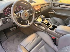 PORSCHE CAYENNE 4.0 V8 GASOLINA TURBO AWD TIPTRONIC S 2022/2023 FÁBIO BERNARDES PORTO ALEGRE / Carros no Vale