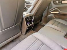 PORSCHE CAYENNE 4.0 V8 GASOLINA TURBO AWD TIPTRONIC S 2022/2023 FÁBIO BERNARDES PORTO ALEGRE / Carros no Vale