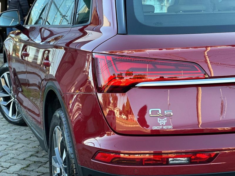 Audi Q5 S-Line 2.0 TFSI Quattro S-tronic 2021/2021 CONCEPT MOTORS PASSO FUNDO / Carros no Vale Audi Q5 S-Line 2.0 TFSI Quattro S-tronic 2021/2021 CONCEPT MOTORS PASSO FUNDO / Carros no Vale