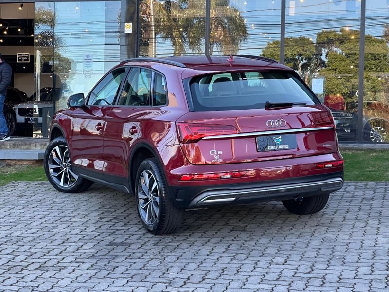 Audi Q5 S-Line 2.0 TFSI Quattro S-tronic 2021/2021 CONCEPT MOTORS PASSO FUNDO / Carros no Vale Audi Q5 S-Line 2.0 TFSI Quattro S-tronic 2021/2021 CONCEPT MOTORS PASSO FUNDO / Carros no Vale