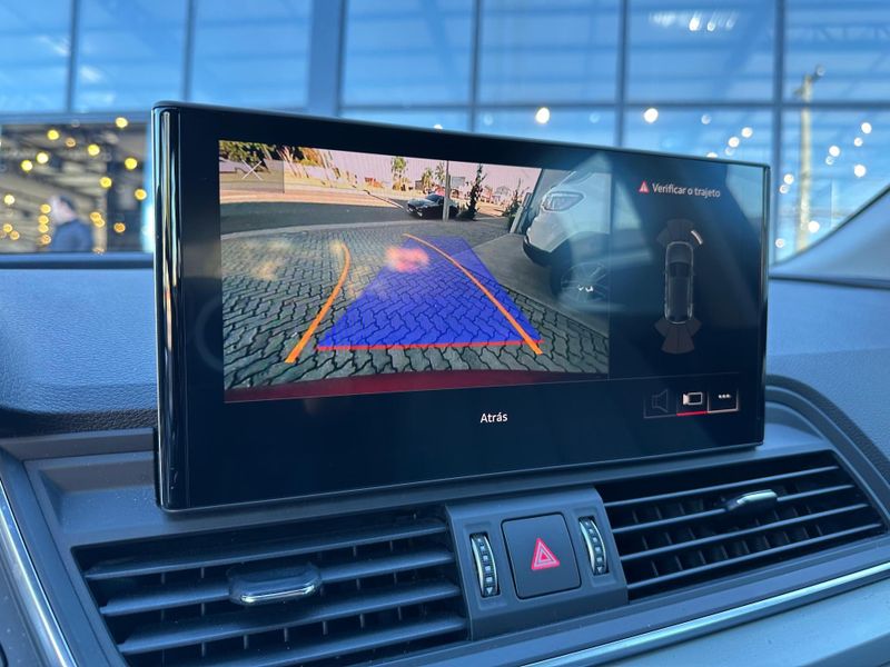 Audi Q5 S-Line 2.0 TFSI Quattro S-tronic 2021/2021 CONCEPT MOTORS PASSO FUNDO / Carros no Vale Audi Q5 S-Line 2.0 TFSI Quattro S-tronic 2021/2021 CONCEPT MOTORS PASSO FUNDO / Carros no Vale