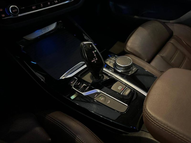 BMW X3 XDRIVE 30e Turbo Aut (HÃ­brido) 2021/2021 CONCEPT MOTORS PASSO FUNDO / Carros no Vale