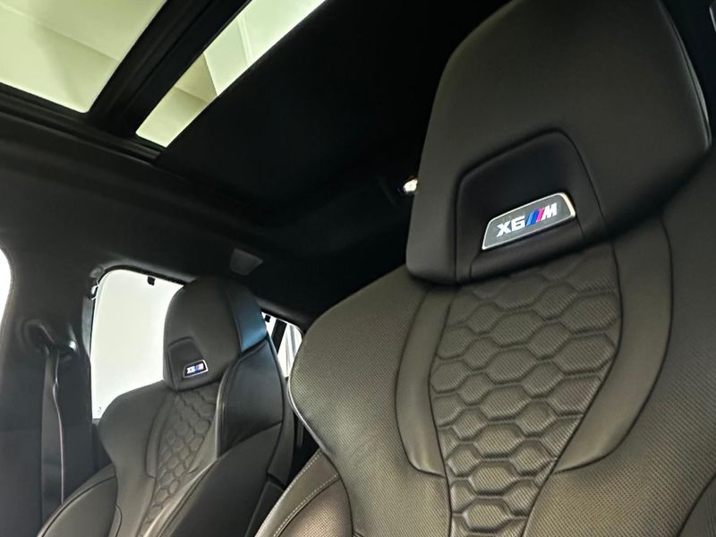 BMW X6 M Competition 4.4 V8 BI-TB 625CV Aut. 2022/2023 CONCEPT MOTORS PASSO FUNDO / Carros no Vale BMW X6 M Competition 4.4 V8 BI-TB 625CV Aut. 2022/2023 CONCEPT MOTORS PASSO FUNDO / Carros no Vale
