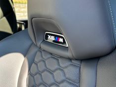 BMW X6 M Competition 4.4 V8 BI-TB 625CV Aut. 2022/2023 CONCEPT MOTORS PASSO FUNDO / Carros no Vale