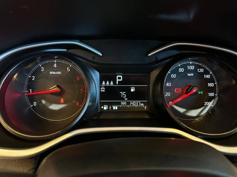 Chevrolet Onix HATCH LT 1.0 12V TB Flex 5p Aut. 2023/2024 CONCEPT MOTORS PASSO FUNDO / Carros no Vale