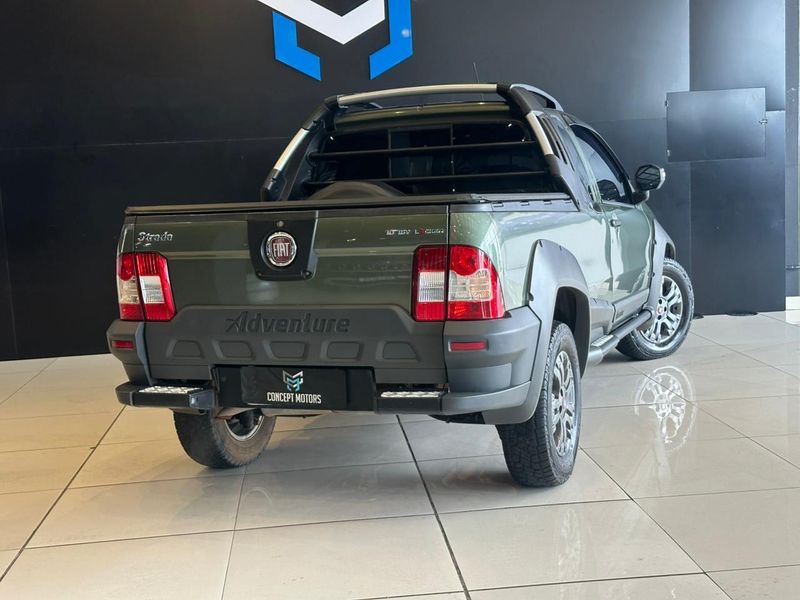 Fiat Strada Adventure 1.8/ 1.8 LOCKER Flex CE 2011/2011 CONCEPT MOTORS PASSO FUNDO / Carros no Vale
