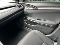Honda Civic Sedan SPORT 2.0 Flex 16V Mec.4p 2016/2017 CONCEPT MOTORS PASSO FUNDO / Carros no Vale