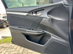 Honda Civic Sedan SPORT 2.0 Flex 16V Mec.4p 2016/2017 CONCEPT MOTORS PASSO FUNDO / Carros no Vale