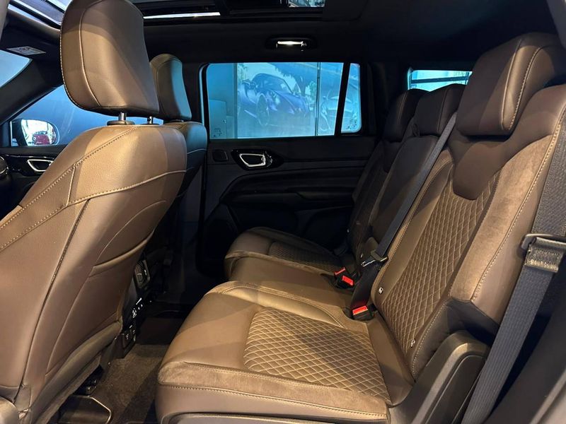 Jeep Commander Overl TD380 2.0 4×4 Die Aut. 2022/2023 CONCEPT MOTORS PASSO FUNDO / Carros no Vale
