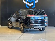 Jeep Commander Overl TD380 2.0 4×4 Die Aut. 2022/2023 CONCEPT MOTORS PASSO FUNDO / Carros no Vale