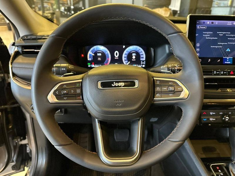 Jeep Compass LIMITED TD 350 2.0 4×4 Die Aut. 2021/2022 CONCEPT MOTORS PASSO FUNDO / Carros no Vale
