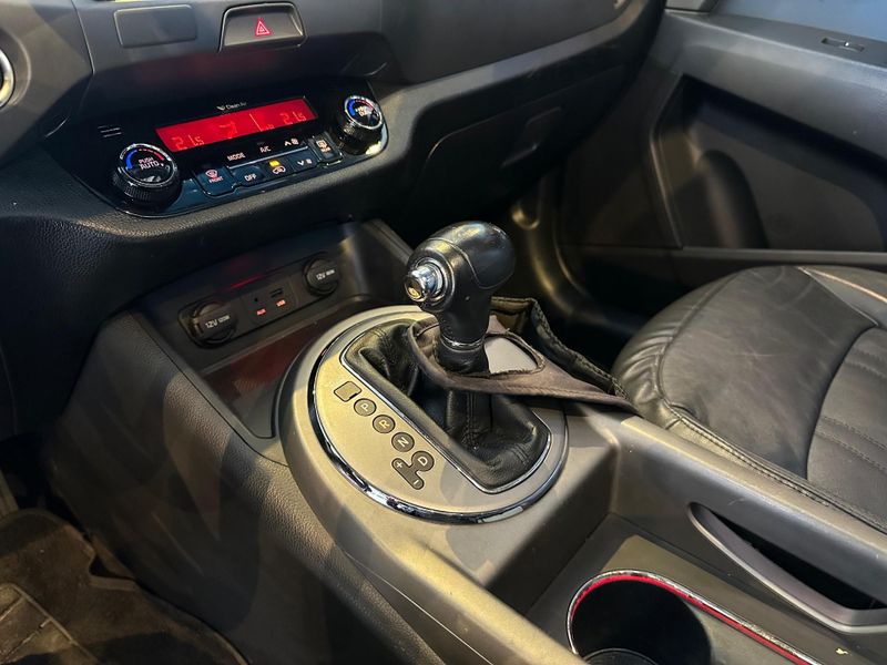 Kia Sportage EX 2.0 16V/ 2.0 16V Flex Aut. 2014/2015 CONCEPT MOTORS PASSO FUNDO / Carros no Vale Kia Sportage EX 2.0 16V/ 2.0 16V Flex Aut. 2014/2015 CONCEPT MOTORS PASSO FUNDO / Carros no Vale