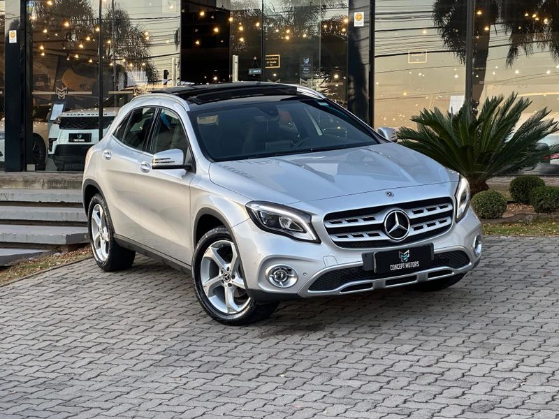 Mercedes-Benz Gla 200 Enduro 1.6 TB 16V Flex Aut. 2018/2019 CONCEPT MOTORS PASSO FUNDO / Carros no Vale Mercedes-Benz Gla 200 Enduro 1.6 TB 16V Flex Aut. 2018/2019 CONCEPT MOTORS PASSO FUNDO / Carros no Vale