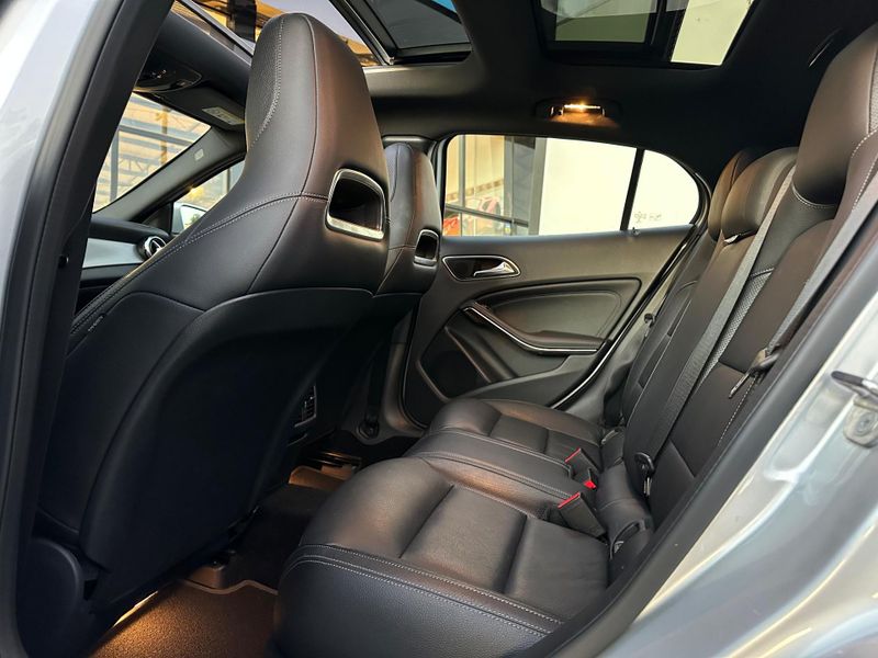 Mercedes-Benz Gla 200 Enduro 1.6 TB 16V Flex Aut. 2018/2019 CONCEPT MOTORS PASSO FUNDO / Carros no Vale Mercedes-Benz Gla 200 Enduro 1.6 TB 16V Flex Aut. 2018/2019 CONCEPT MOTORS PASSO FUNDO / Carros no Vale